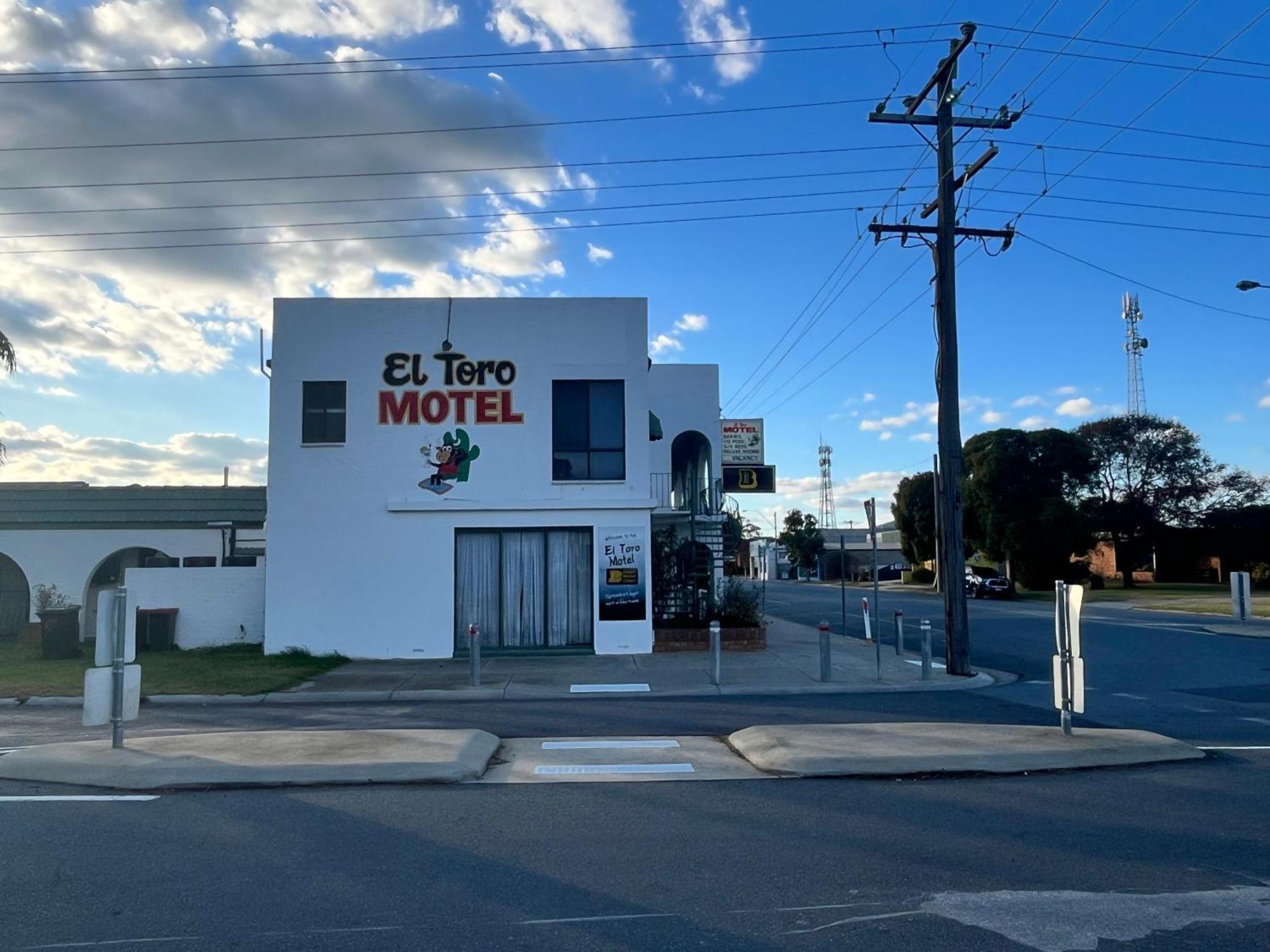 El Toro Motel Numurkah 外观 照片